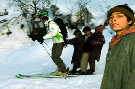 Skiing Kashmir – Curry, Powder, and Snow Leopards